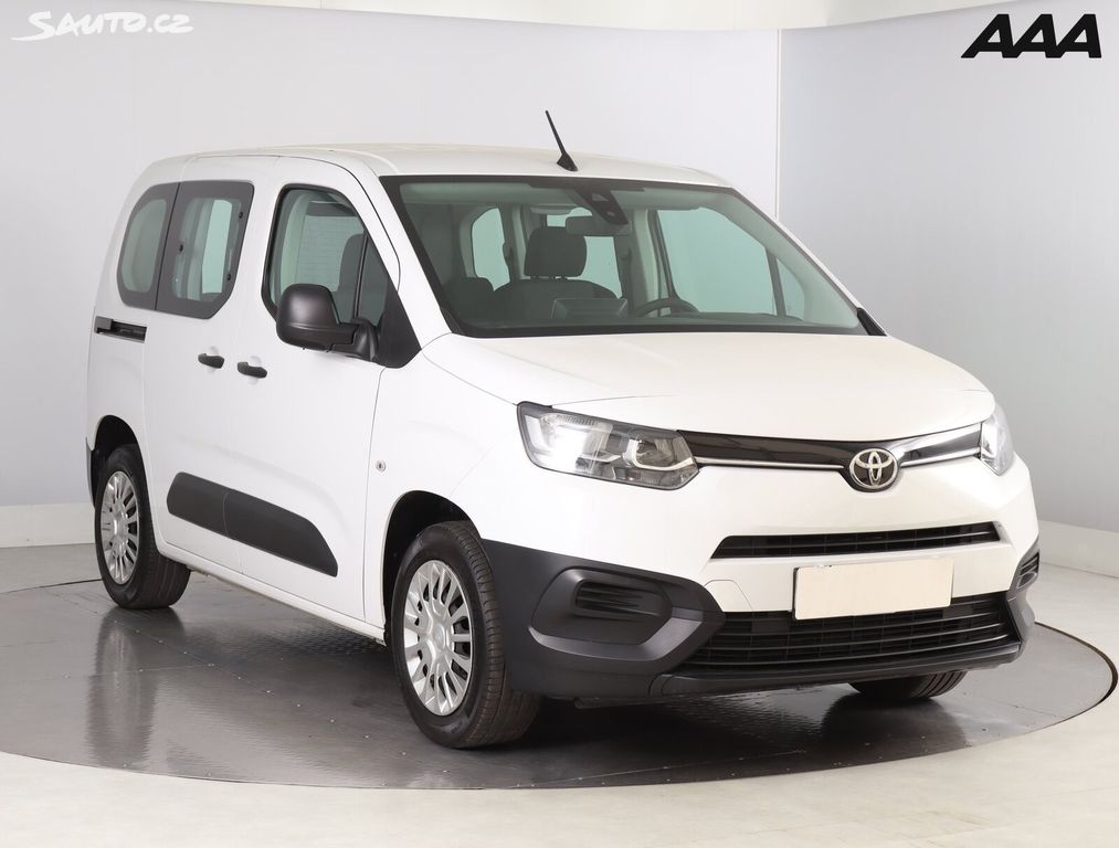 Toyota Proace City Verso, 1.5 D-4D, 5Míst, Klima, ČR